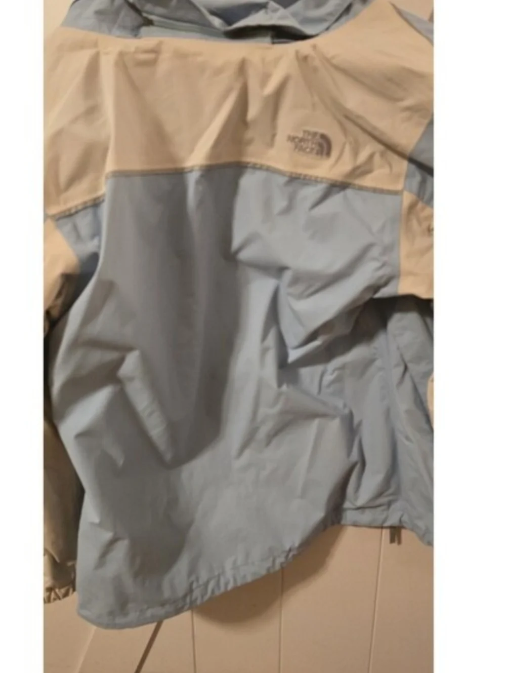 THE NORTH FACE Hooded Hyvent Raincoat Kid's Girl's Jacket Size XL